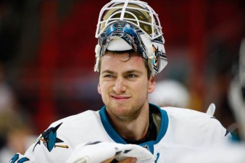 nhl-san-jose-sharks-carolina-hurricanes-590x900